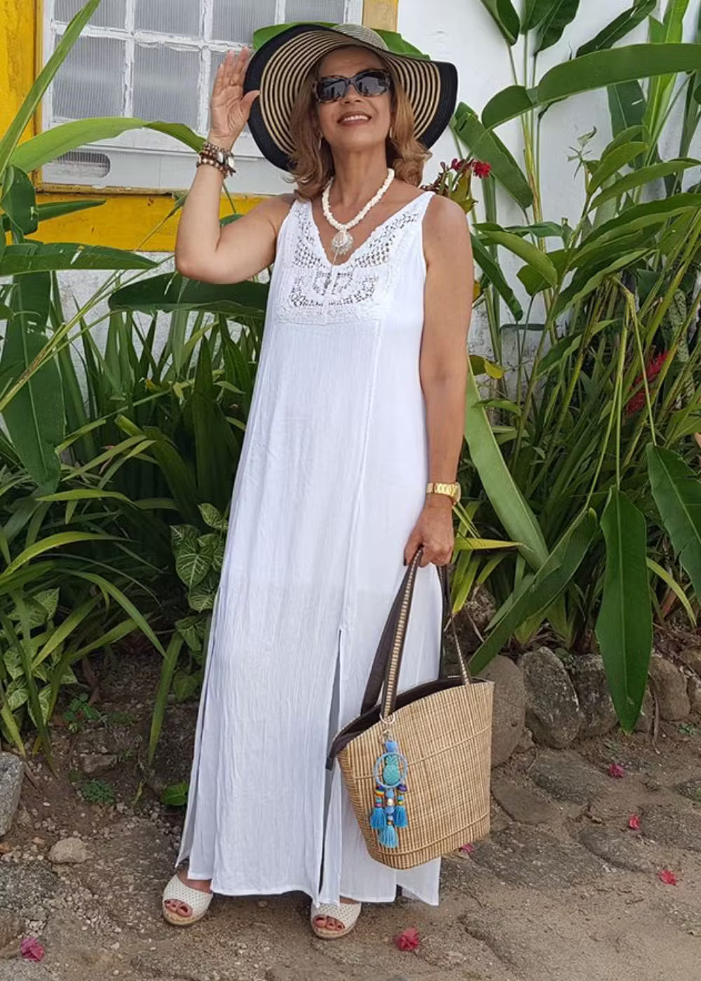 <p>CUSTOMERS LOVE ANNA BOUTIQUE</p>