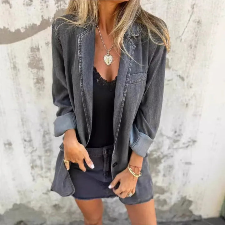 Mirela | A Relaxed Denim Blazer