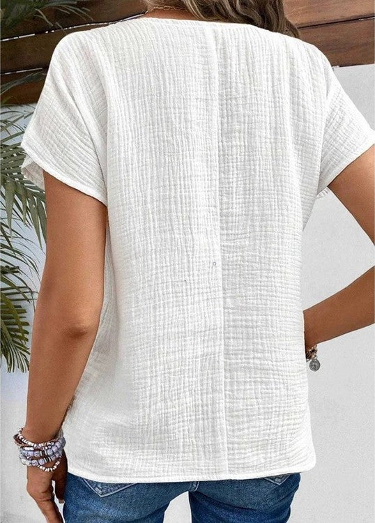 Jette | Top with Collar and Buttons