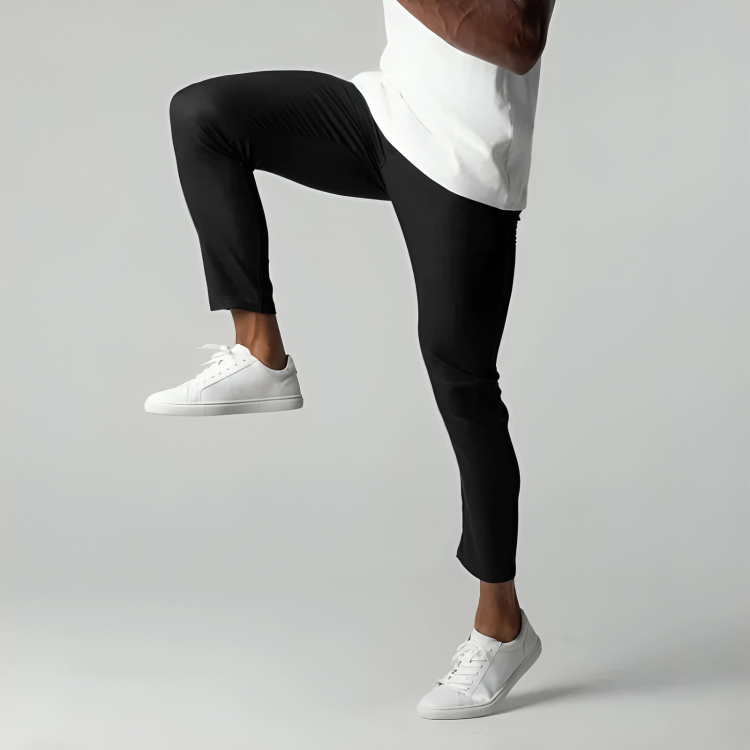 Noah | Slim-Fit Chino