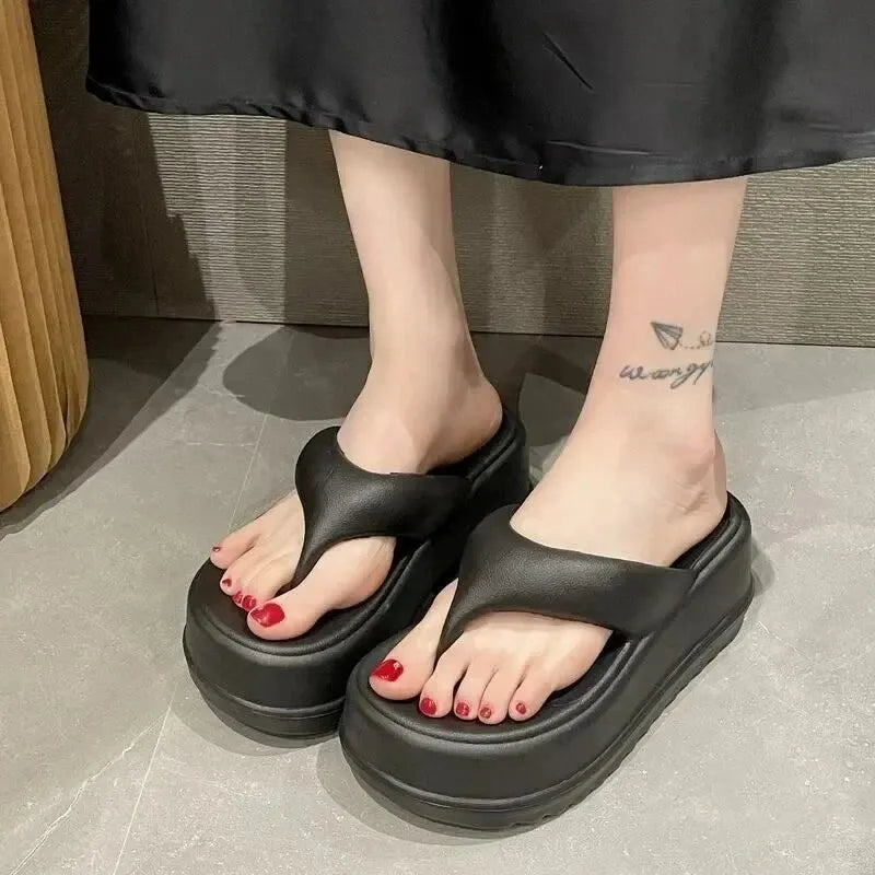 Sandara | Elevated Slippers