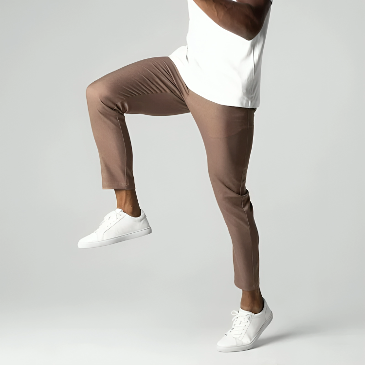 Noah | Slim-Fit Chino
