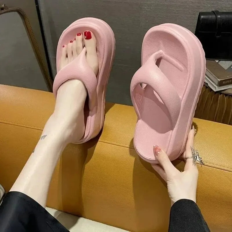Sandara | Elevated Slippers