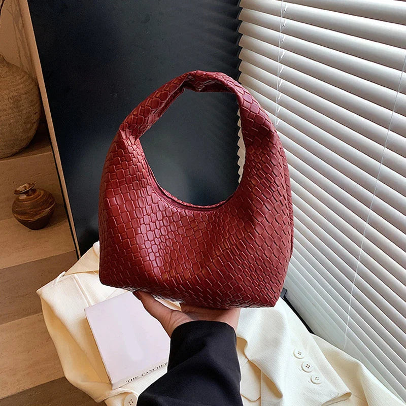Richelle | Chic Round Bag