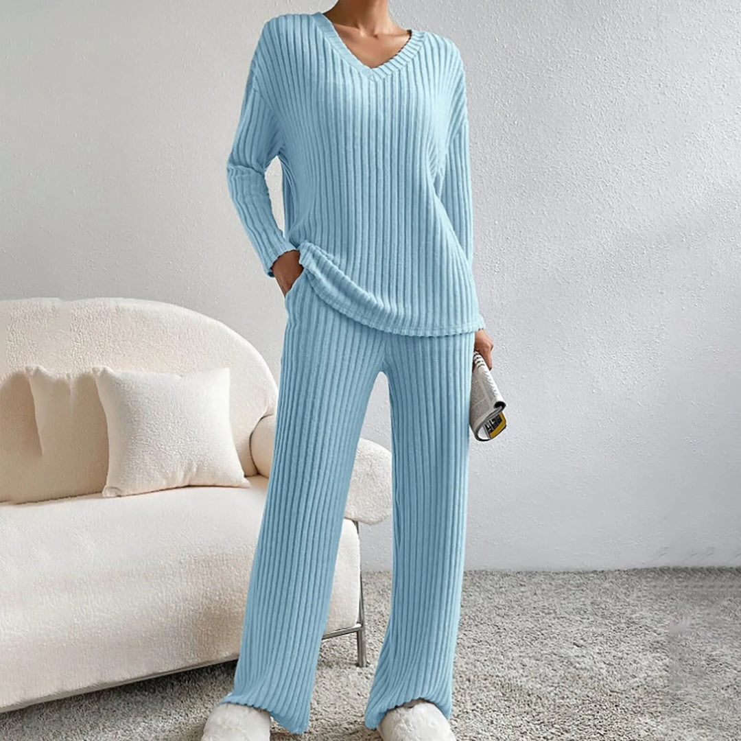 Elli | Elegant Knitted Two-Piece Women's Set