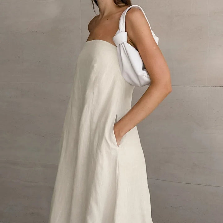 Lina | The Perfect Minimalist Summer Dress