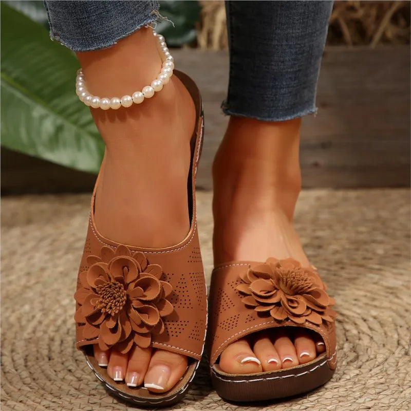 Esmeralda | Casual Wedge Sandals