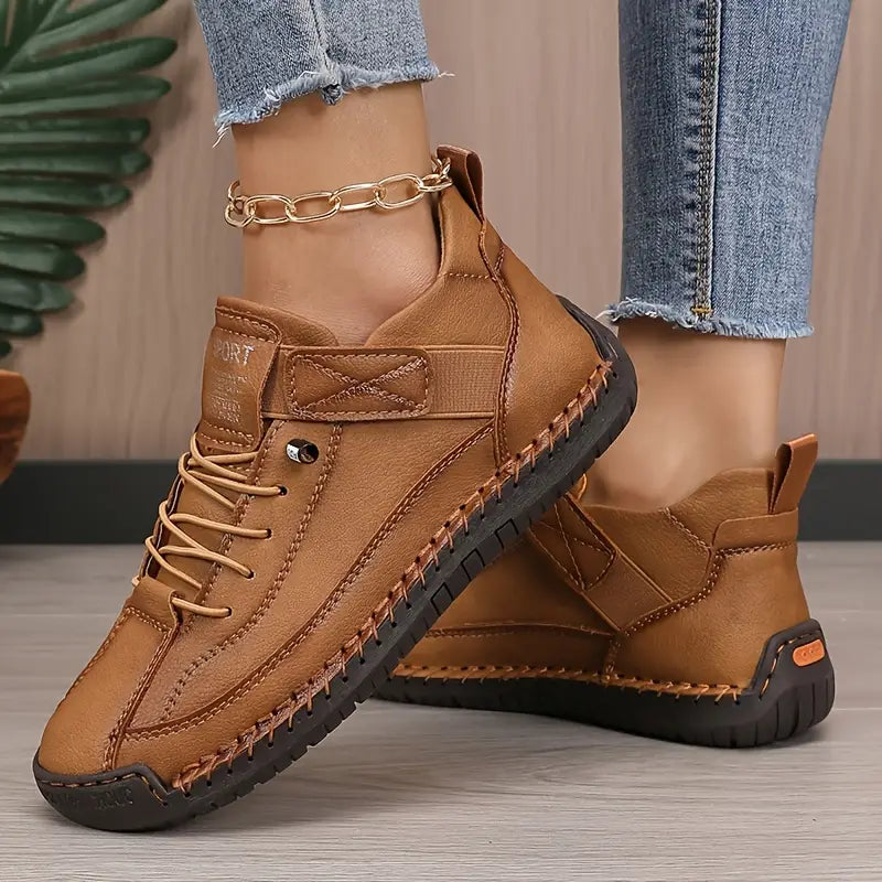 Lori | Comfortable Everyday Sneakers