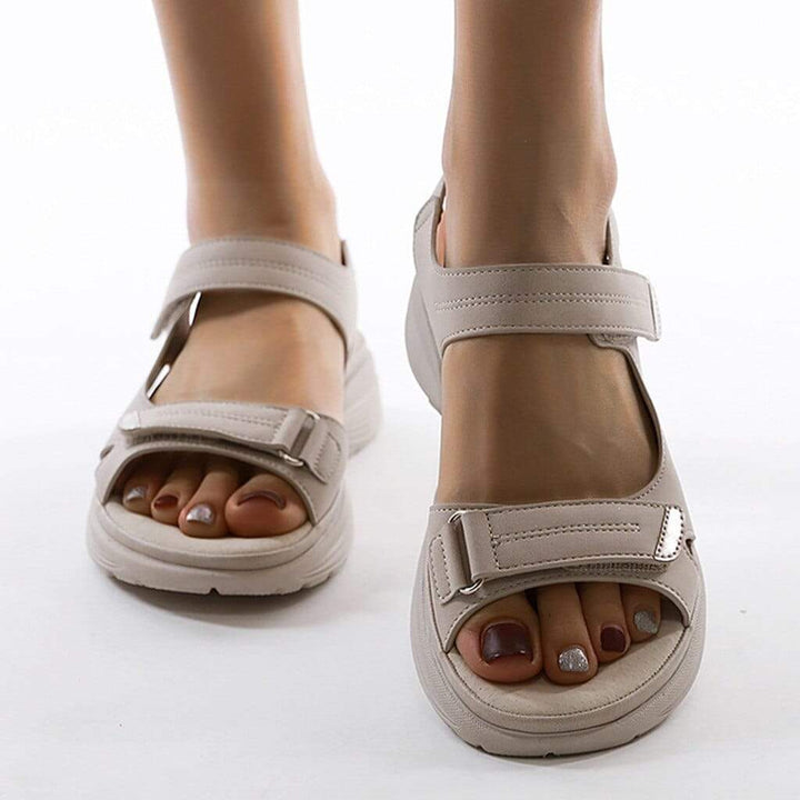 Nude Kairi women's walking sandals with double straps, comfortable and stylish.