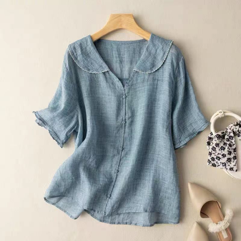 Blue Zinnia women's button-front blouse with a scalloped collar and long sleeves.
